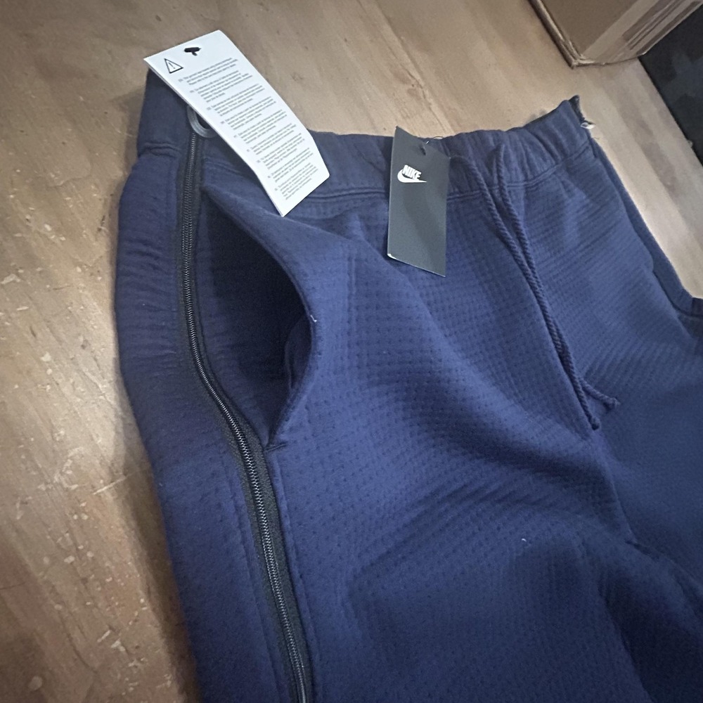 Nike Dark Blue Wide-Leg Joggers - Picture 11 of 14